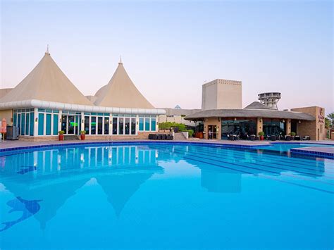abu dhabi country club gym|The complete guide to Abu Dhabi Country Club .
